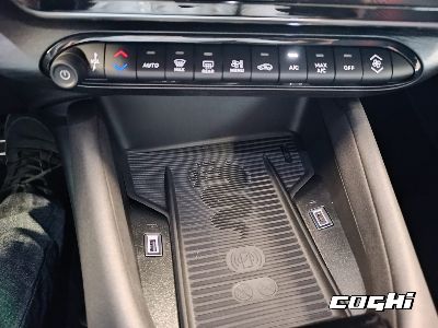 Alfa romeo Junior 1.2 136 CV Hybrid eDCT6 Speciale  foto 14